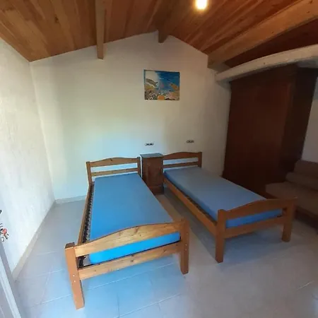 Maison Les Bains Holiday home