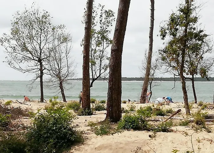 Holiday home Maison Les Bains Ronce-les-Bains