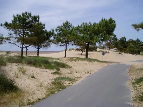 Holiday home Maison Les Bains Ronce-les-Bains